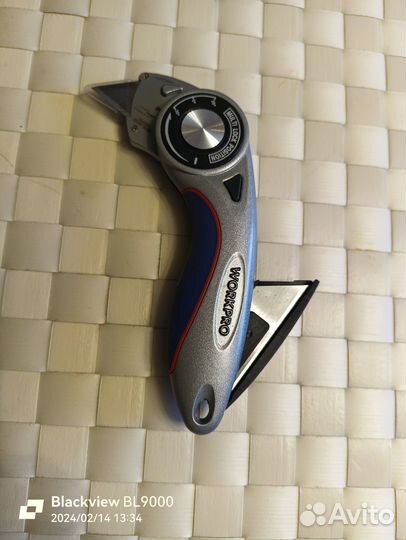 Продаю ножи профессиональные строительные