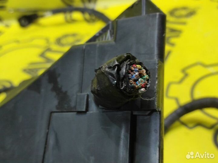 Блок предохранителей Subaru Legacy(Outback ) BR9