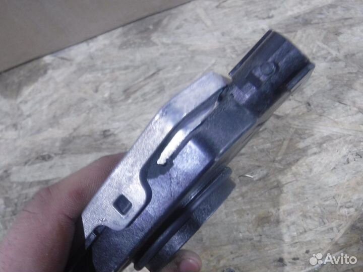 Блок управления правой фары Toyota Camry V70