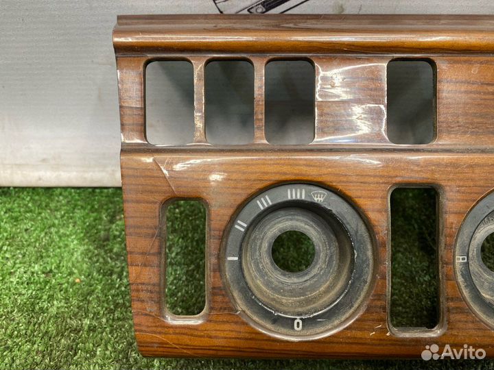 Дерево салона Mercedes-Benz