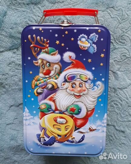 Жестяные банки новогодние для подарка