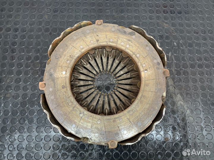 Корзина сцепления