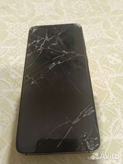 Телефон Samsung s20+