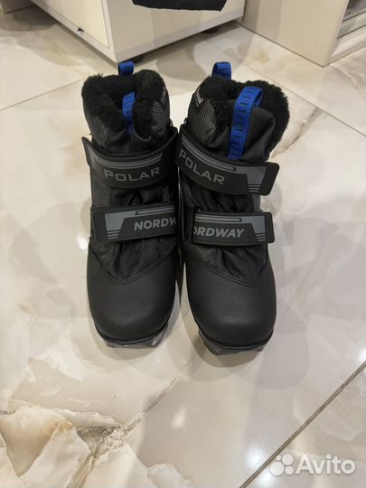 Лыжные ботинки детские 36