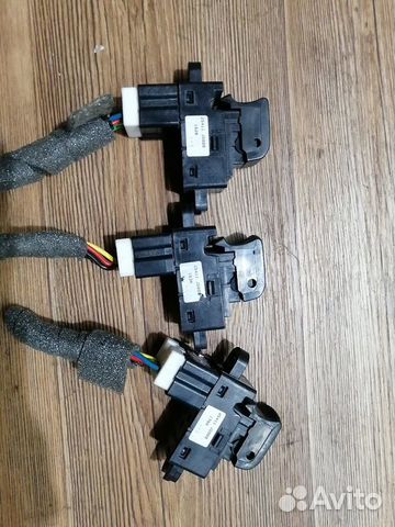 Кнопка стеклоподъемника Ниссан различные модели