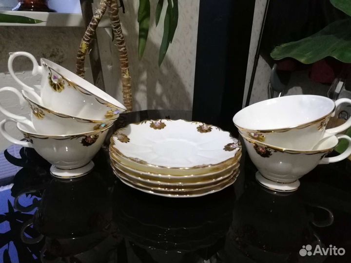 Набор столовой посуды новый