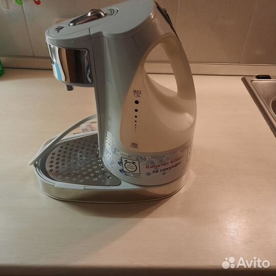 Чайник Binatone