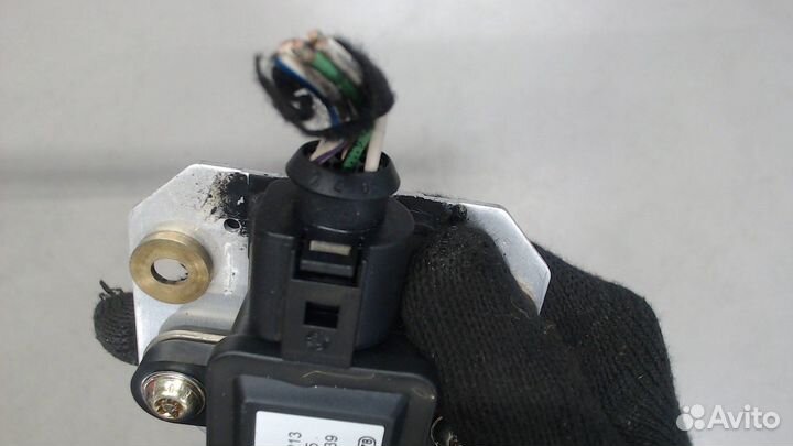 Датчик ускорения Audi A4 (B5), 1999