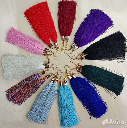 Серьги-кисточки из нитей пара