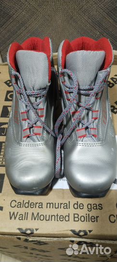 Лыжные ботинки 36 размер