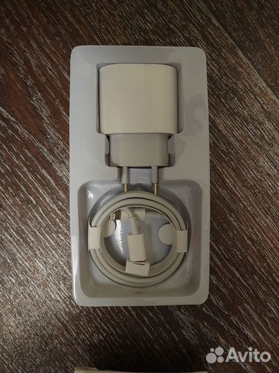 Зарядка на iPhone