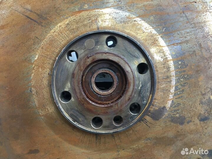 10M02AOC Маховик двигателя Renault Magnum