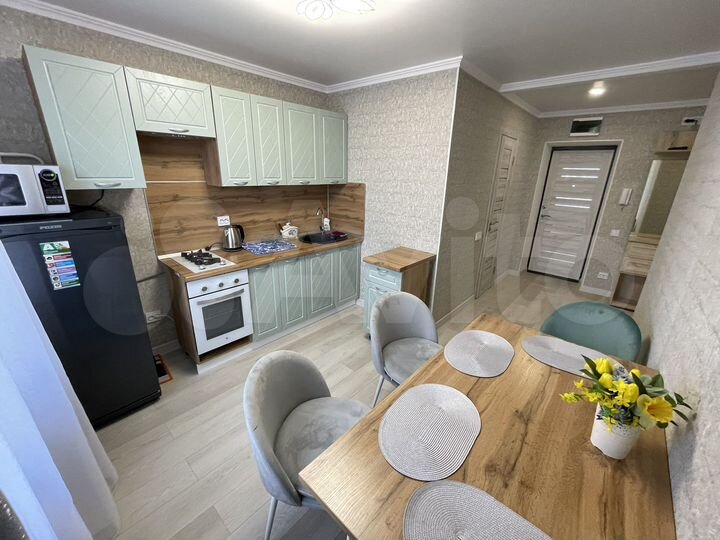 2-к. квартира, 60 м², 2/5 эт.