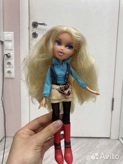 Кукла Bratz