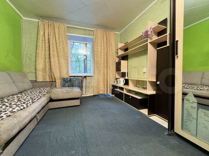 Комната 17 м² в 4-к., 2/4 эт.