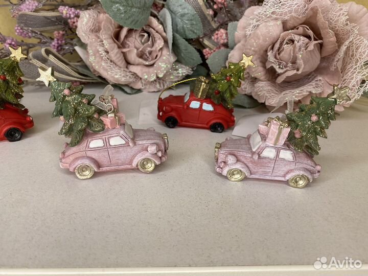 Новогодняя елочная игрушка машинка с ёлкой