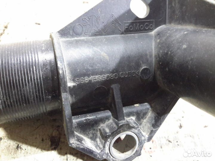 Тройник системы охлаждения Peugeot 301