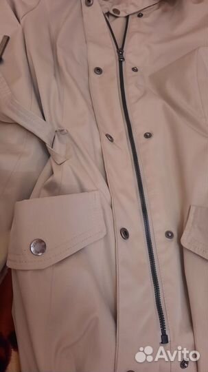 Плащ демисезонный женский 46