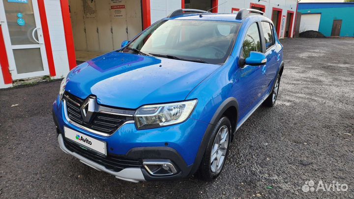 Renault Sandero Stepway 1.6 AT, 2021, 18 100 км