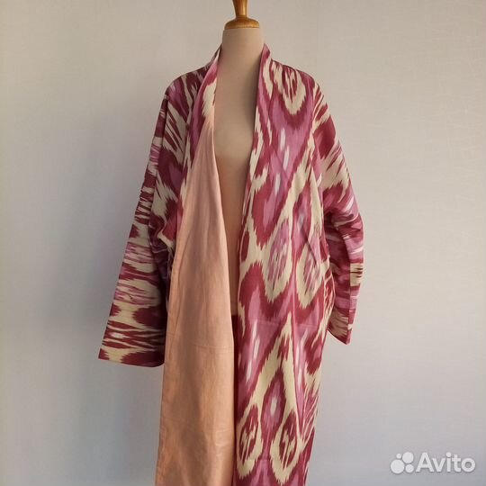 Узбекский халат из иката. Узбекский чапан. Кимоно