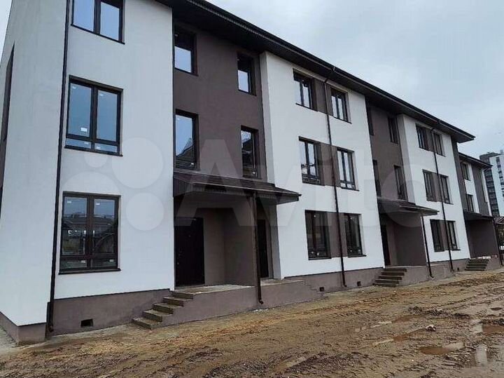 Таунхаус 165 м² на участке 1,5 сот.