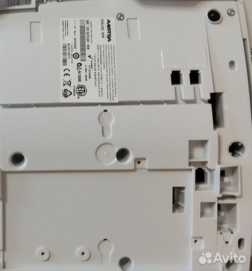 Новый системный телефон Aastra Dialog 4225