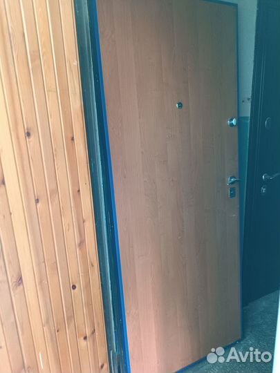 Дверь входная железная бу