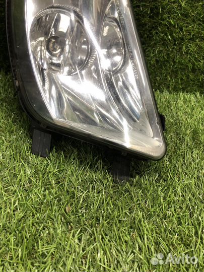 Противотуманная фара передняя правая Peugeot 308