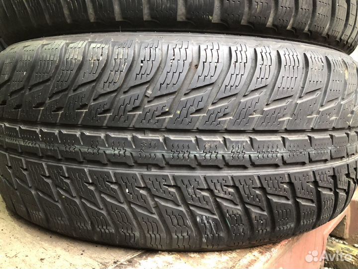 Nokian Tyres WR SUV 3 255/50 R19 107V
