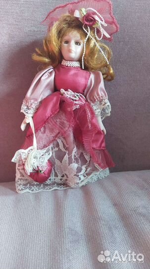 Кукла фарфоровая антикварная