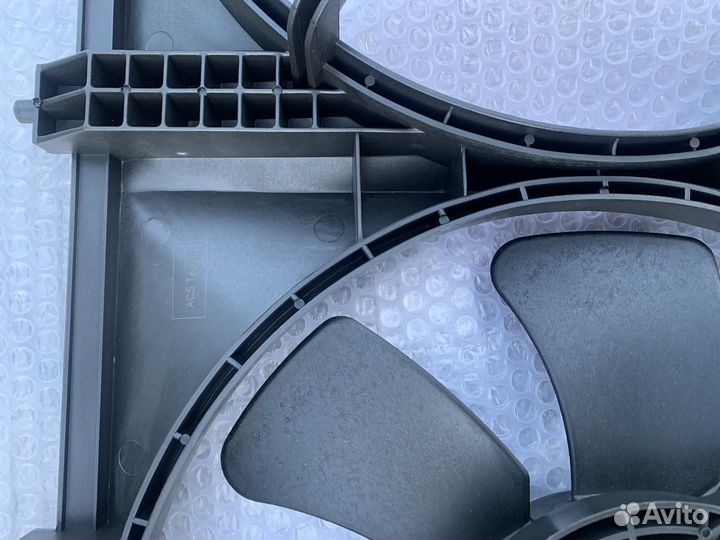 Вентилятор охлаждения с дифузором Lancer IX