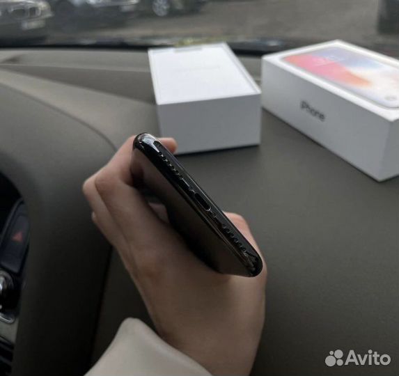iPhone X, 256 ГБ