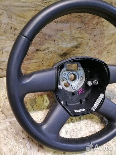 Руль кожаный Audi A3 8P
