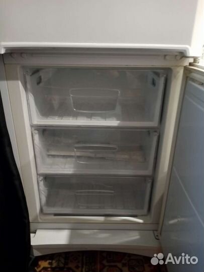 Холодильник на запчасти