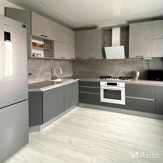 Кухонный гарнитур 