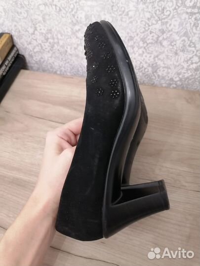 Туфли женские 39 размер бу