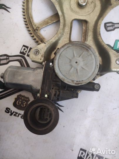 Стеклоподъемный механизм задний правый Toyota