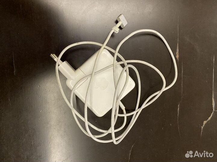 MacBook Pro (Retina, 13-inch, Early 2015)
