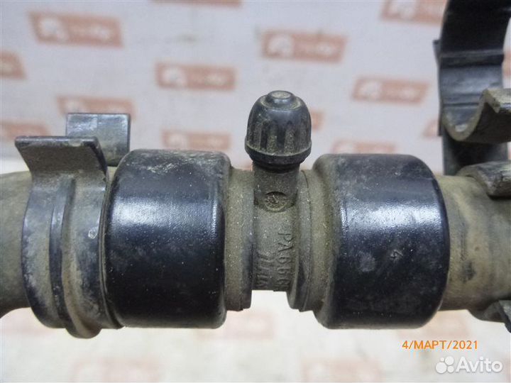 Патрубок системы охлаждения Renault Logan LS0G