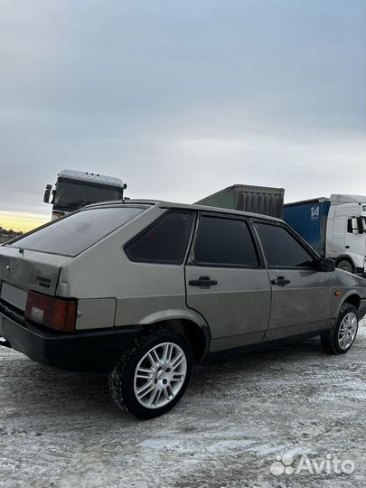 ВАЗ 2109 1.5 МТ, 2001, 100 000 км