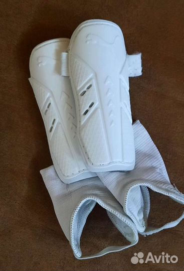 Футбольные щитки