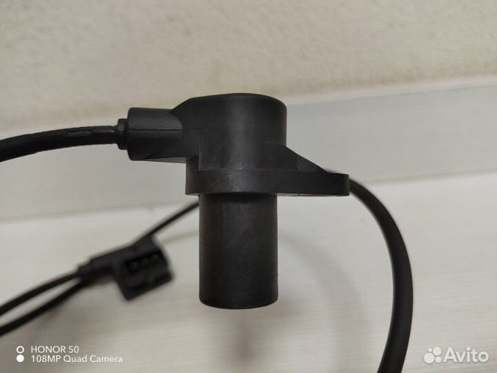 Датчик положения коленвала Bmw 5 E36 E34 1996