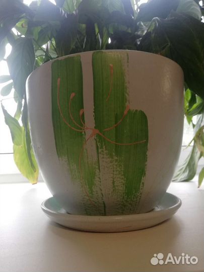 Керамический горшок с поддоном