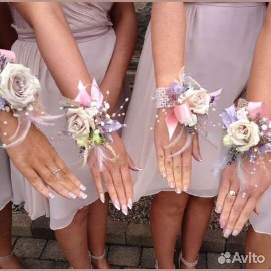 Цветочки подружкам невесты