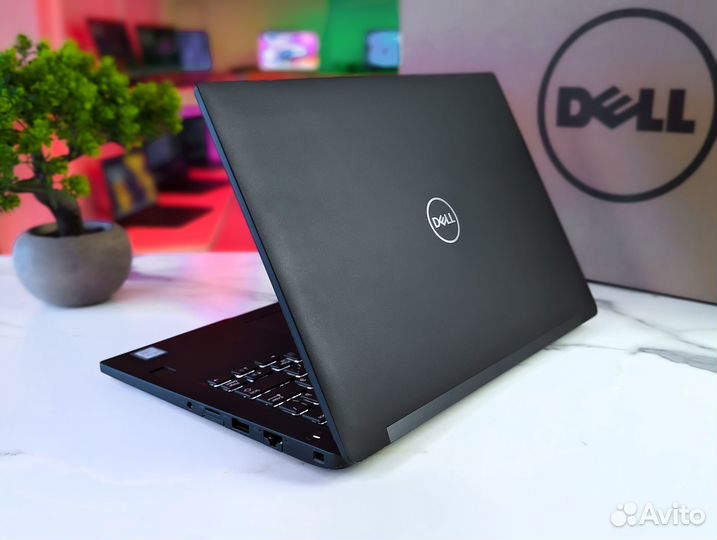 Компактный Dell Latitude 7390 i5-8250U 16GB 512SSD