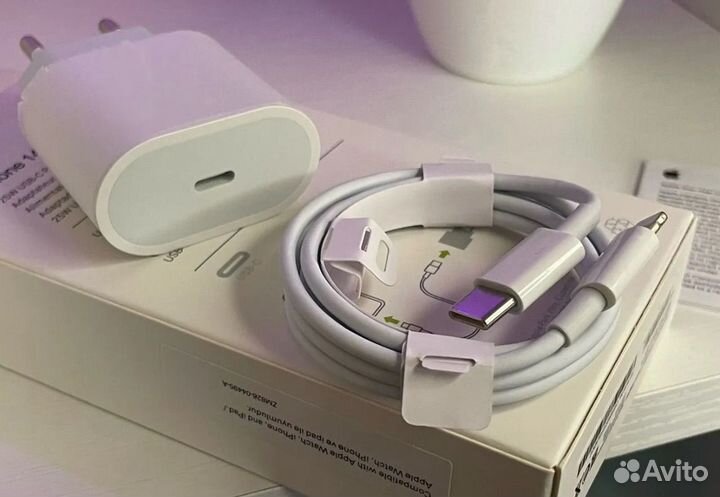 Комплект зарядки на iPhone 20w