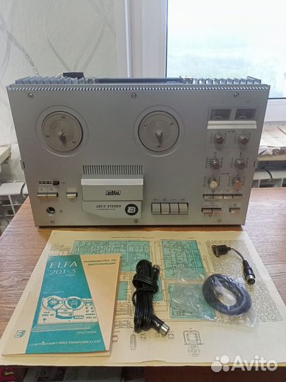 Катушечный магнитофон Elfa 203-3 stereo