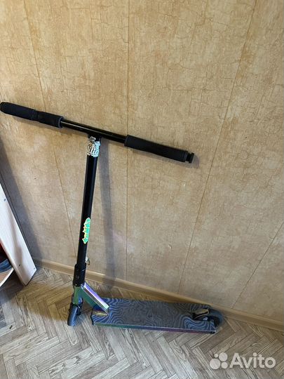 Трюковой самокат north