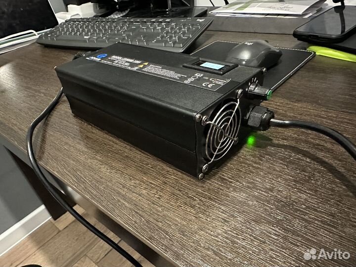 Регулируемый зярядник моноколеса 100v 5-9А 80-100%