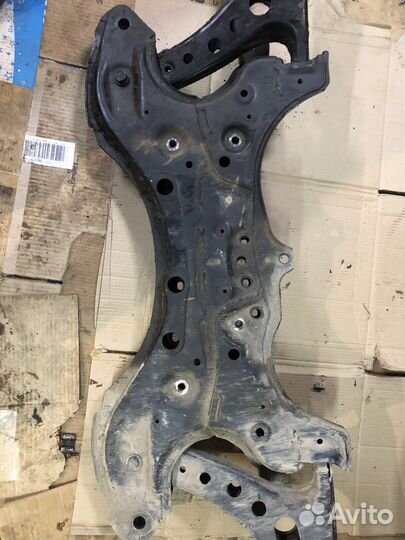 Рычаги Toyota Voxy